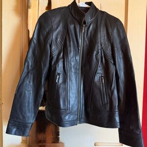 Vakko Sport Black Leather Outerwear
